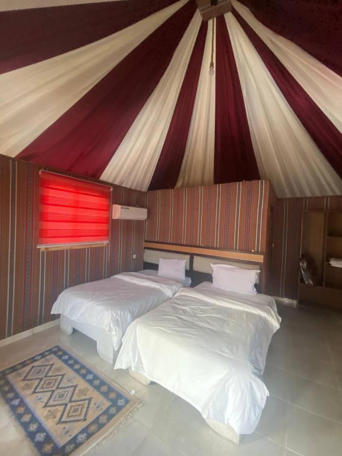 Omar Ali Luxury Camp Ξενοδοχείο Ουάντι Ραμ Εξωτερικό φωτογραφία